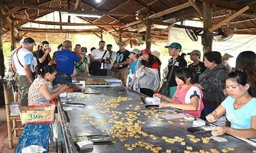 Coconut candy workshop - Mekong Delta-Phu Quoc 3 Days Private Tour