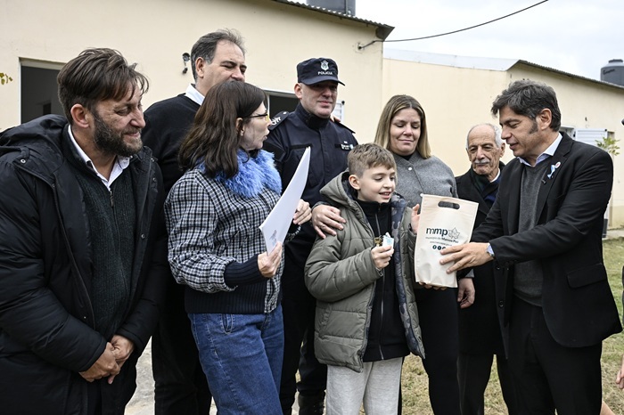 Kicillof entregó viviendas en Marcos Paz – LOCALMENTE