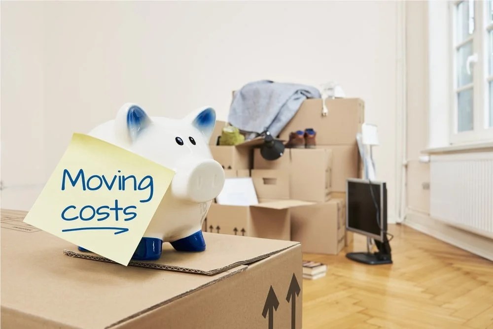 Jacksonville Moving on a Budget: Creative Cost-Cutting Hacks for Savvy Movers with a Royal Touch!