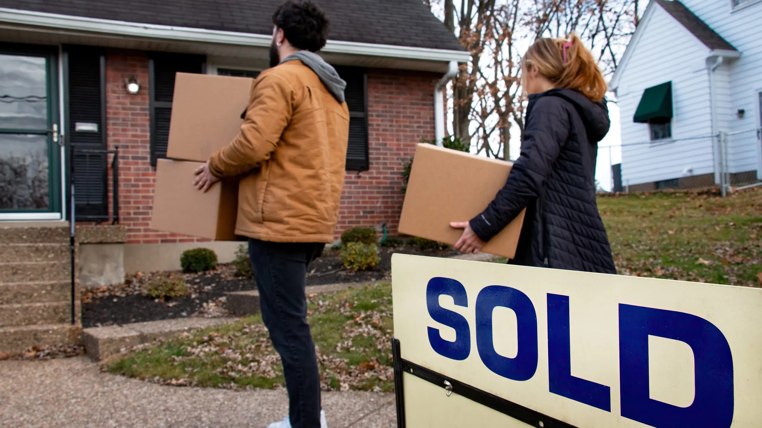 Sunshine State-Sized Upgrade: Moving from Apartment to House in Jacksonville, FL
