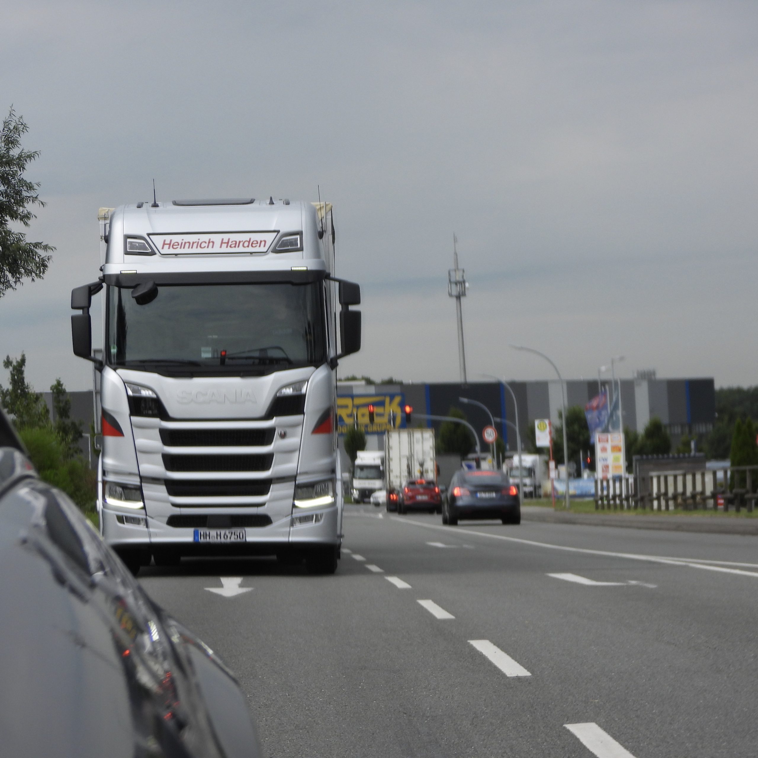 Lebensmittellogistik schafft lkw fahrer jobs