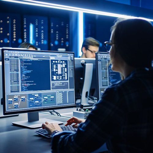 3-resons-career-network-administrator-1