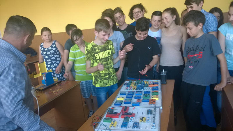 Educație prin distracție