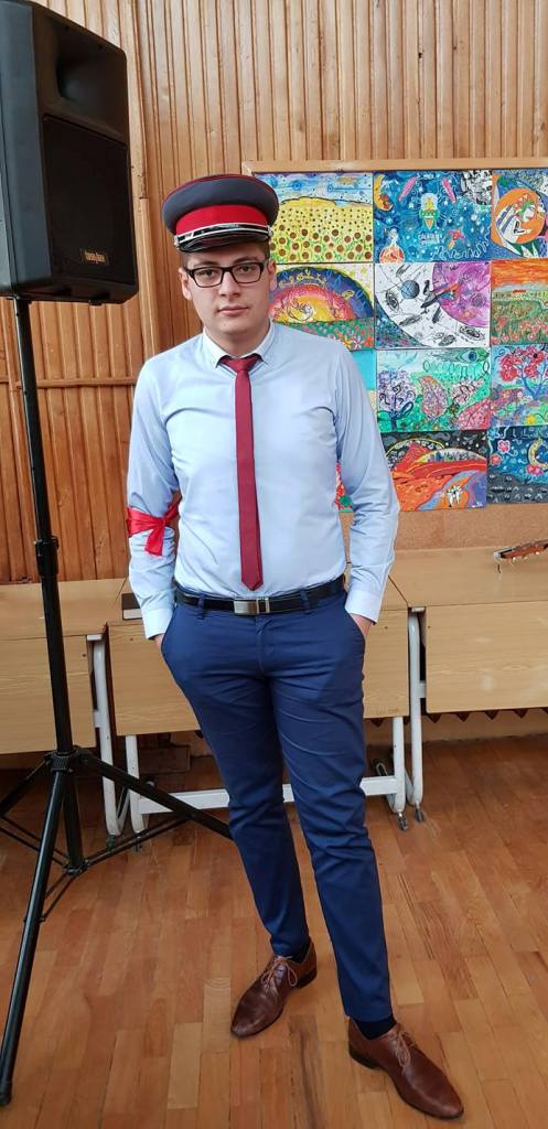 Comunistul român, interpretat de George Vlad Paul