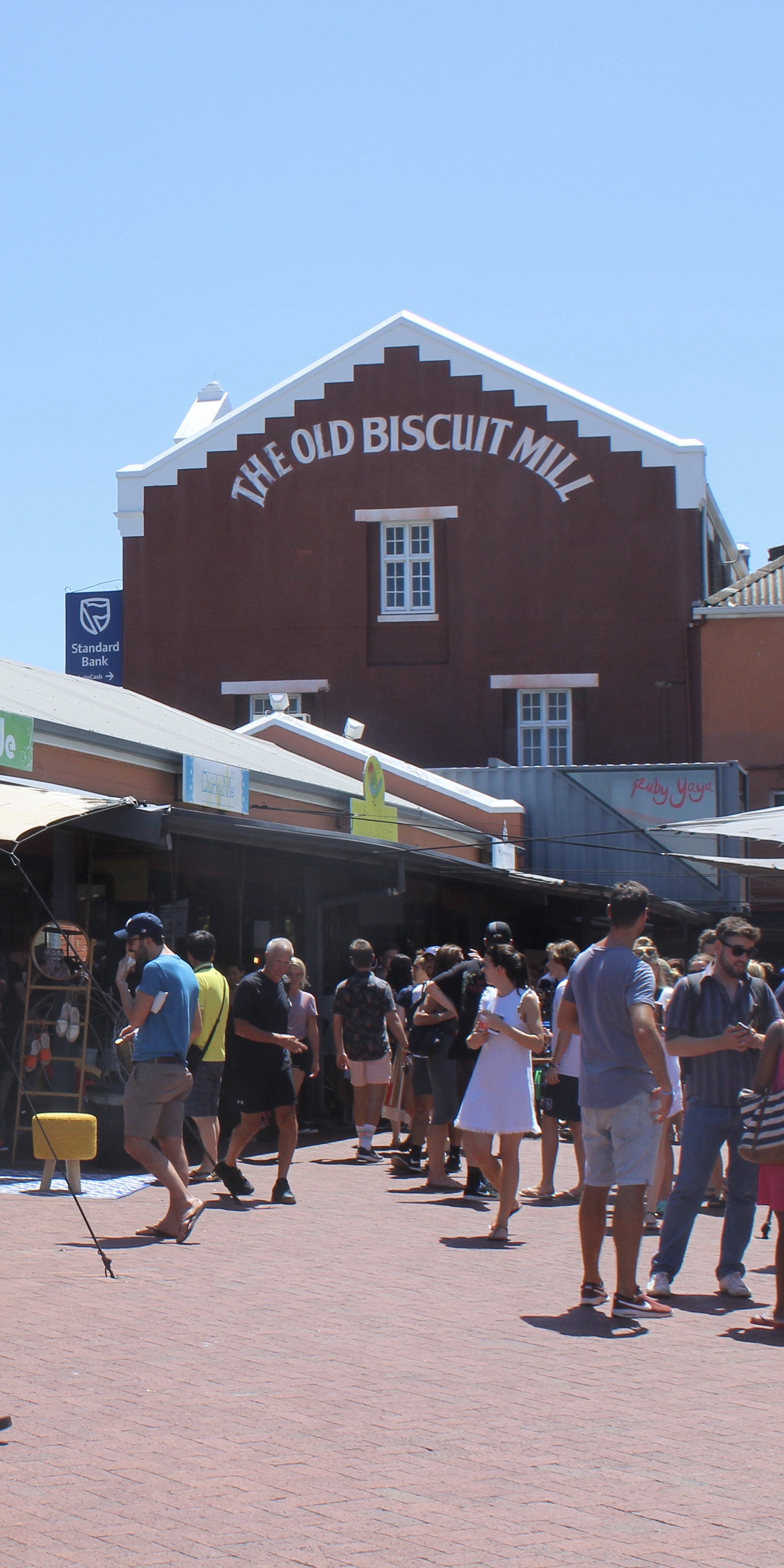 Craft and design market