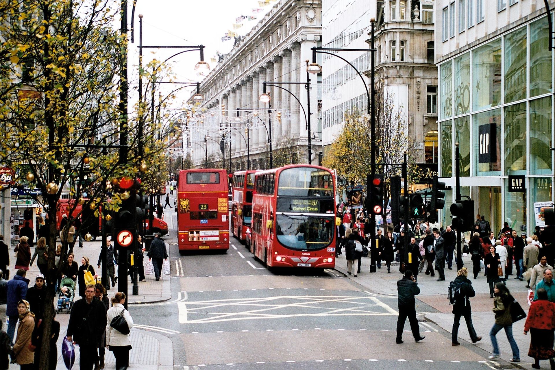 London's Shopping Street, Oxford Street, To Be Pedestrianized by 2020