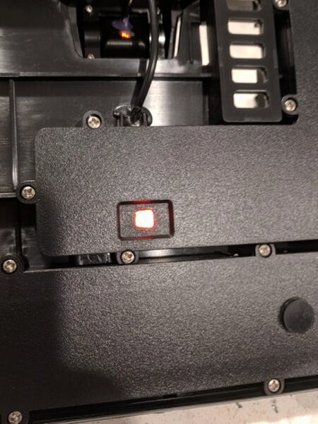 LOOK-IT activation light on the back of the frame