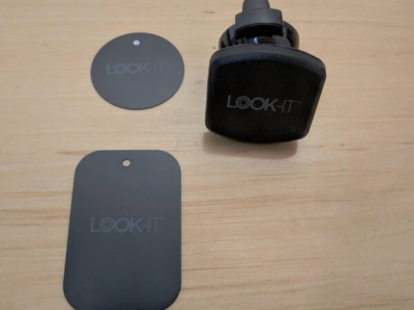 LOOK-IT magnetic phone mount and metal plates
