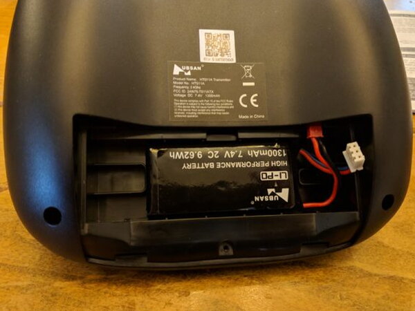 Battery compartment inside Hubsan controller
