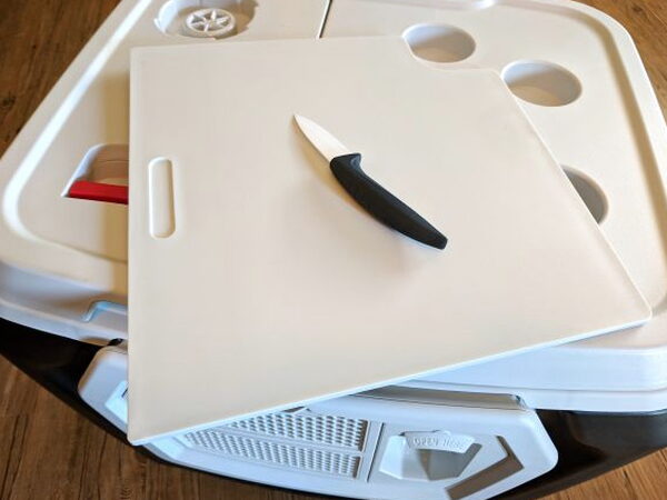 Divider used as cutting board