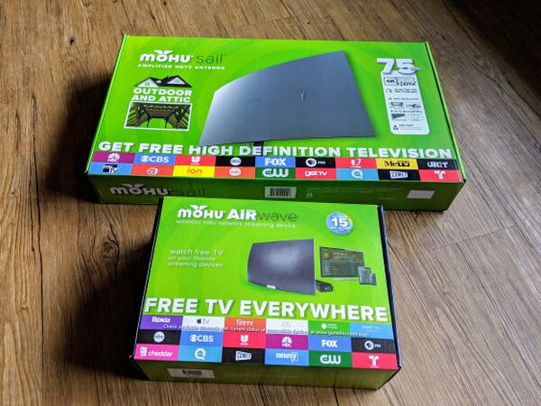 Mohu Sail and Mohu AirWave retail boxes