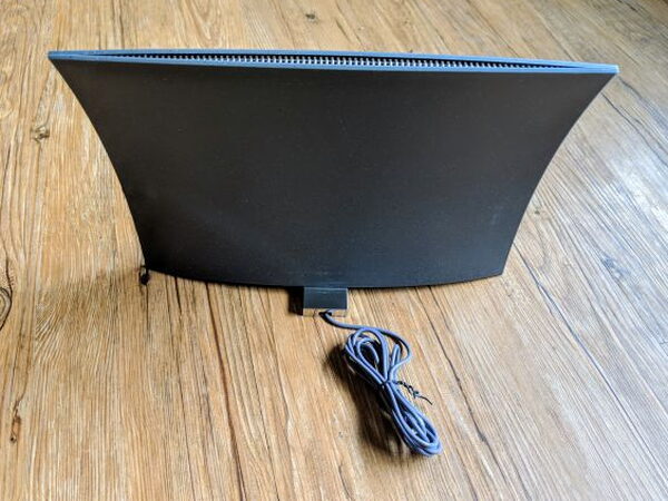 Back of the Mohu AirWave Basic antenna with attached coaxial cable