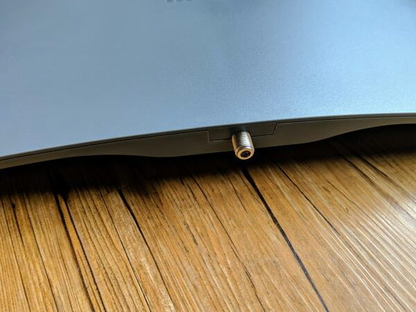 Coaxial connector on the bottom edge of the Mohu Sail antenna