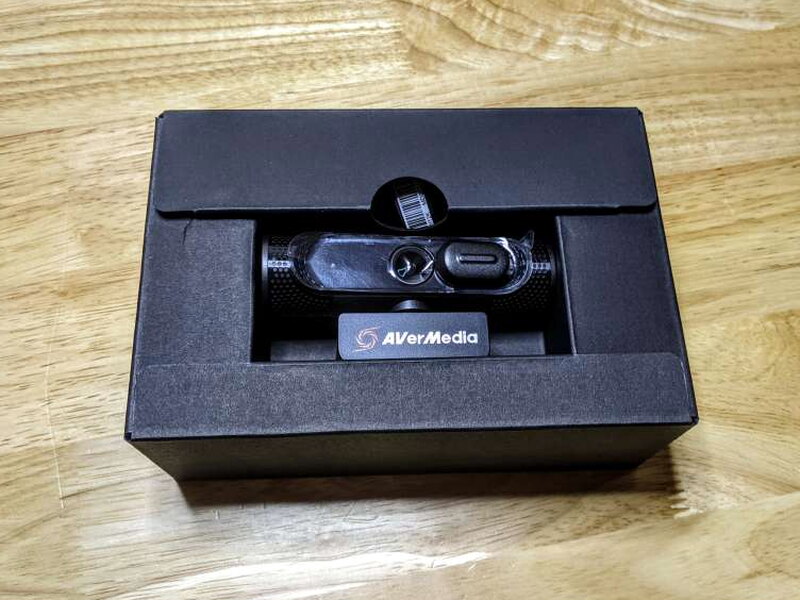 The PW315 sits securely in a molded tray inside the box.