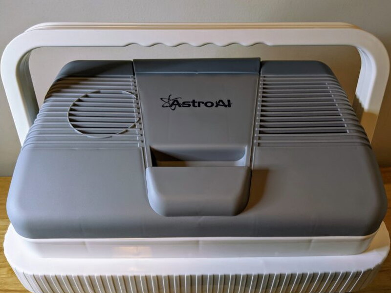 Top view of the AstroAI cooler lid and handle.