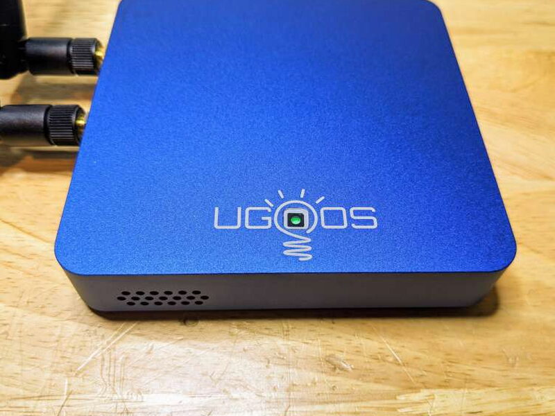UT8 Pro powered on