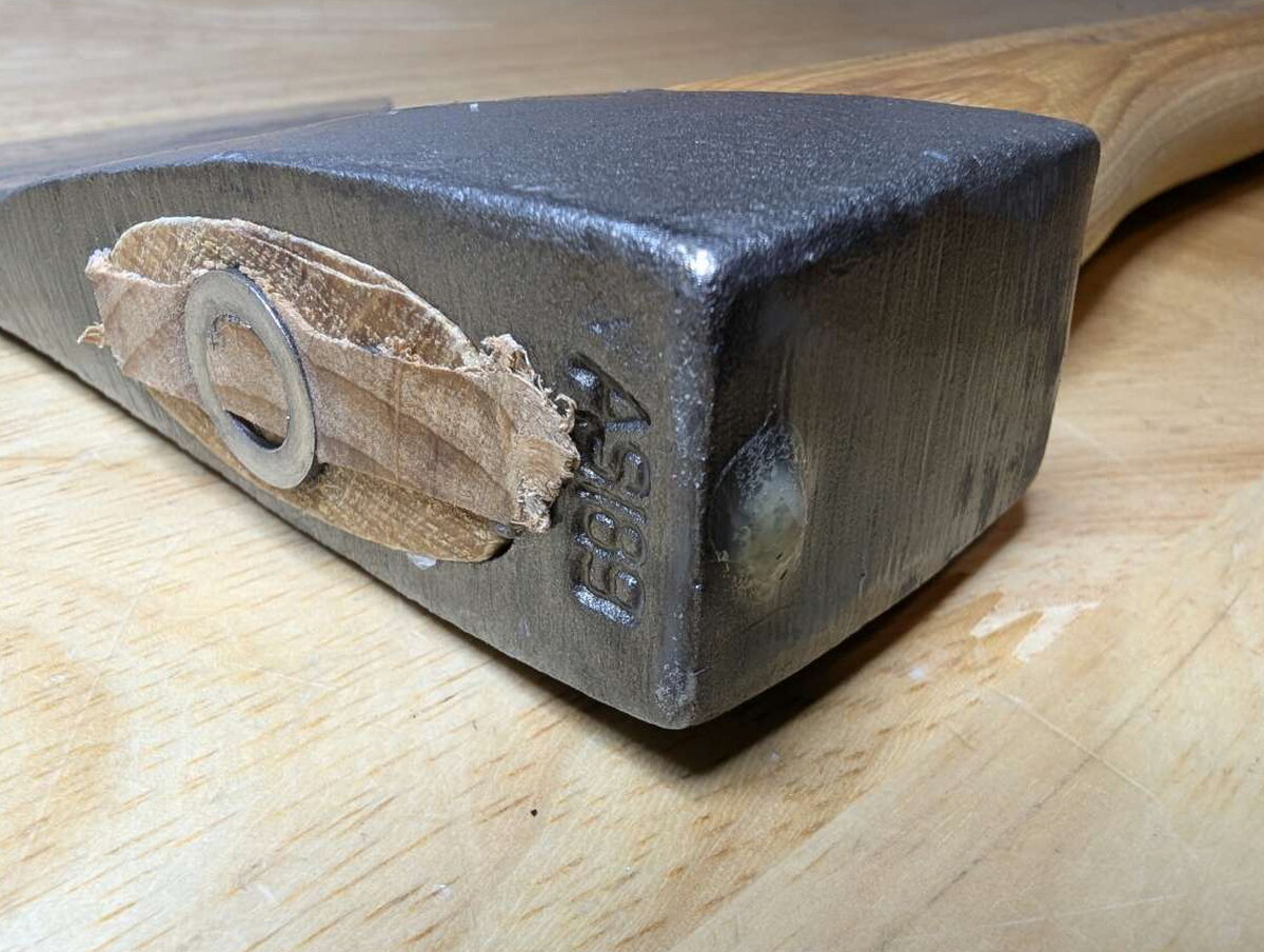 JamesBrandHatchet Rev 0037