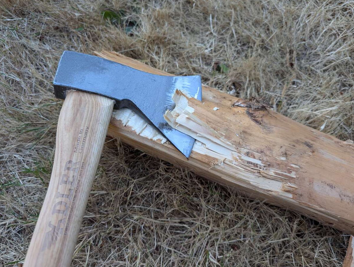 JamesBrandHatchet Rev 0058