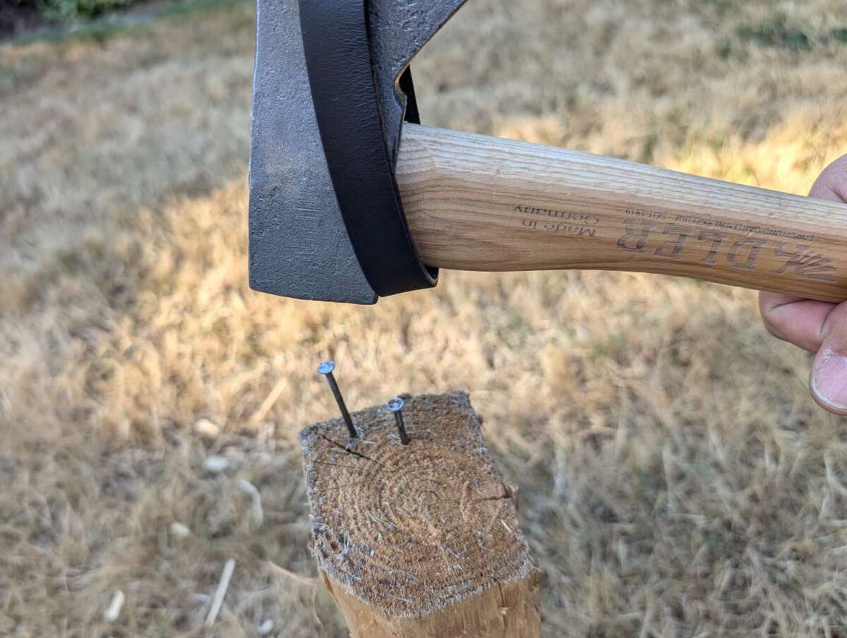 JamesBrandHatchet Rev 0062