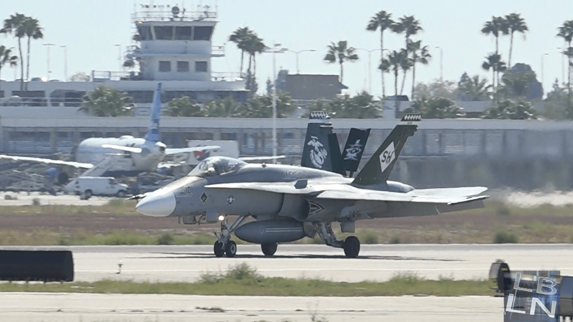 USMC​ Fighter Jet Pilots visit Long Beach Airport​ this Labor Day Weekend