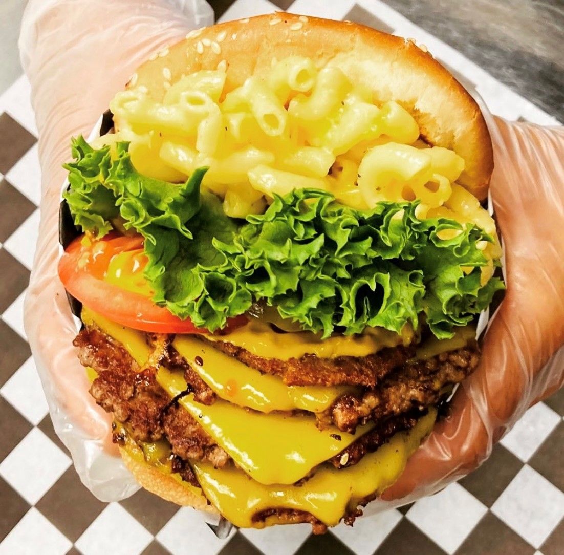 Long Beach Burger Week from August 1-8