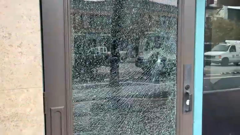 Man Smashes Over 25 Business and Car Windows in Downtown Long Beach