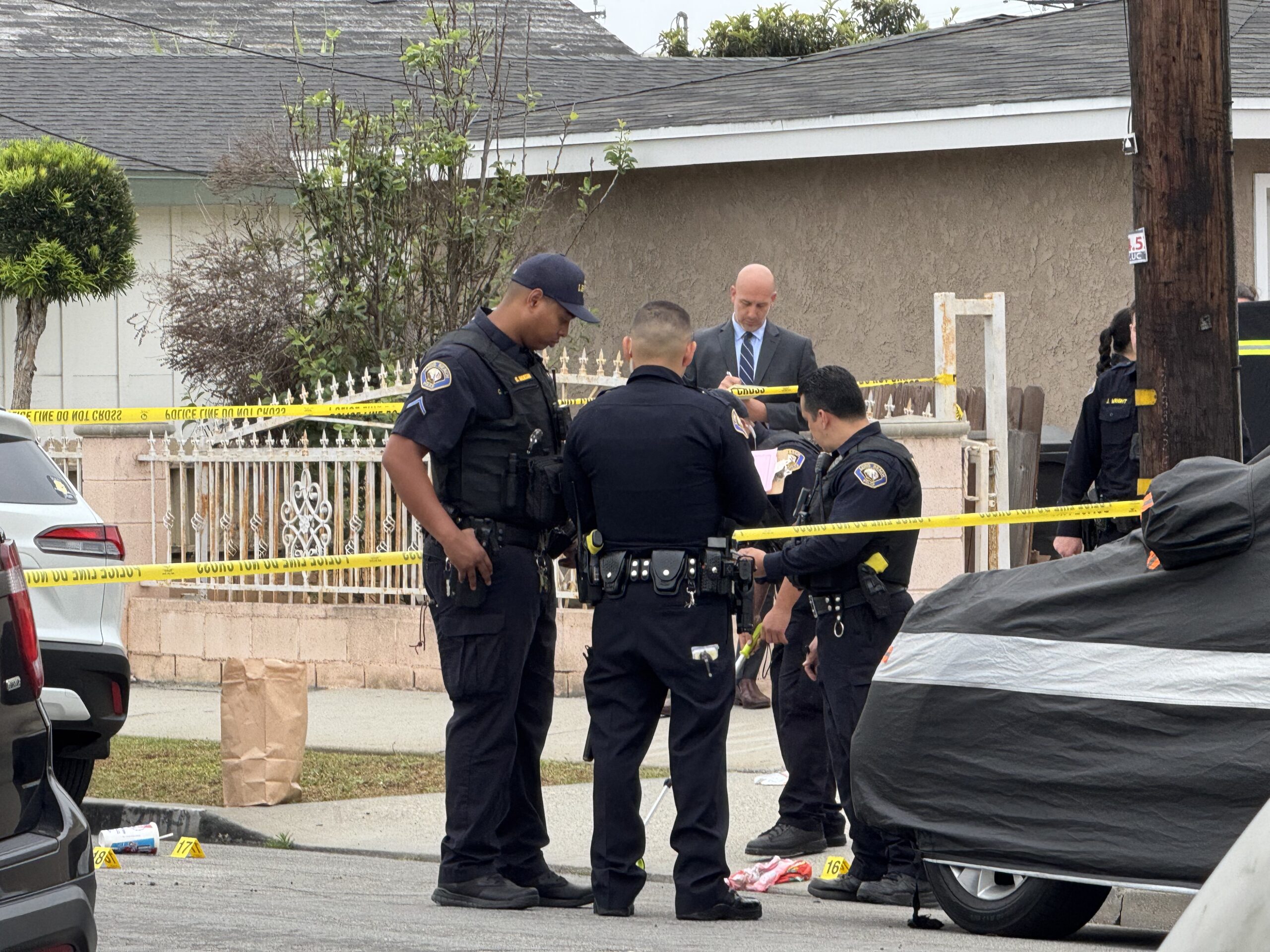 Man Fatally Shot Outside Long Beach Home, Police Investigating