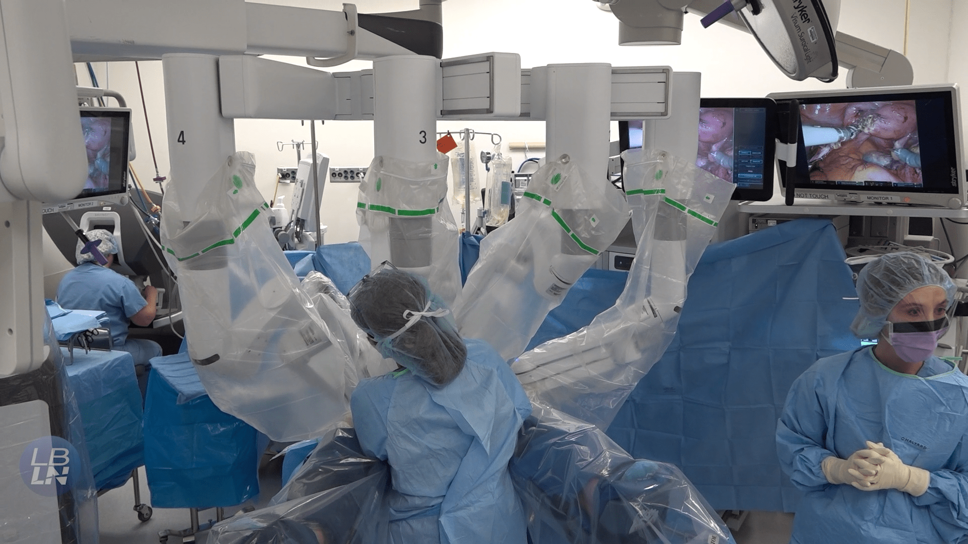 Dr. Jocelyn Craig Demonstrates Robotic Surgery Breakthroughs in Pelvic Health at MemorialCare Long Beach Medical Center