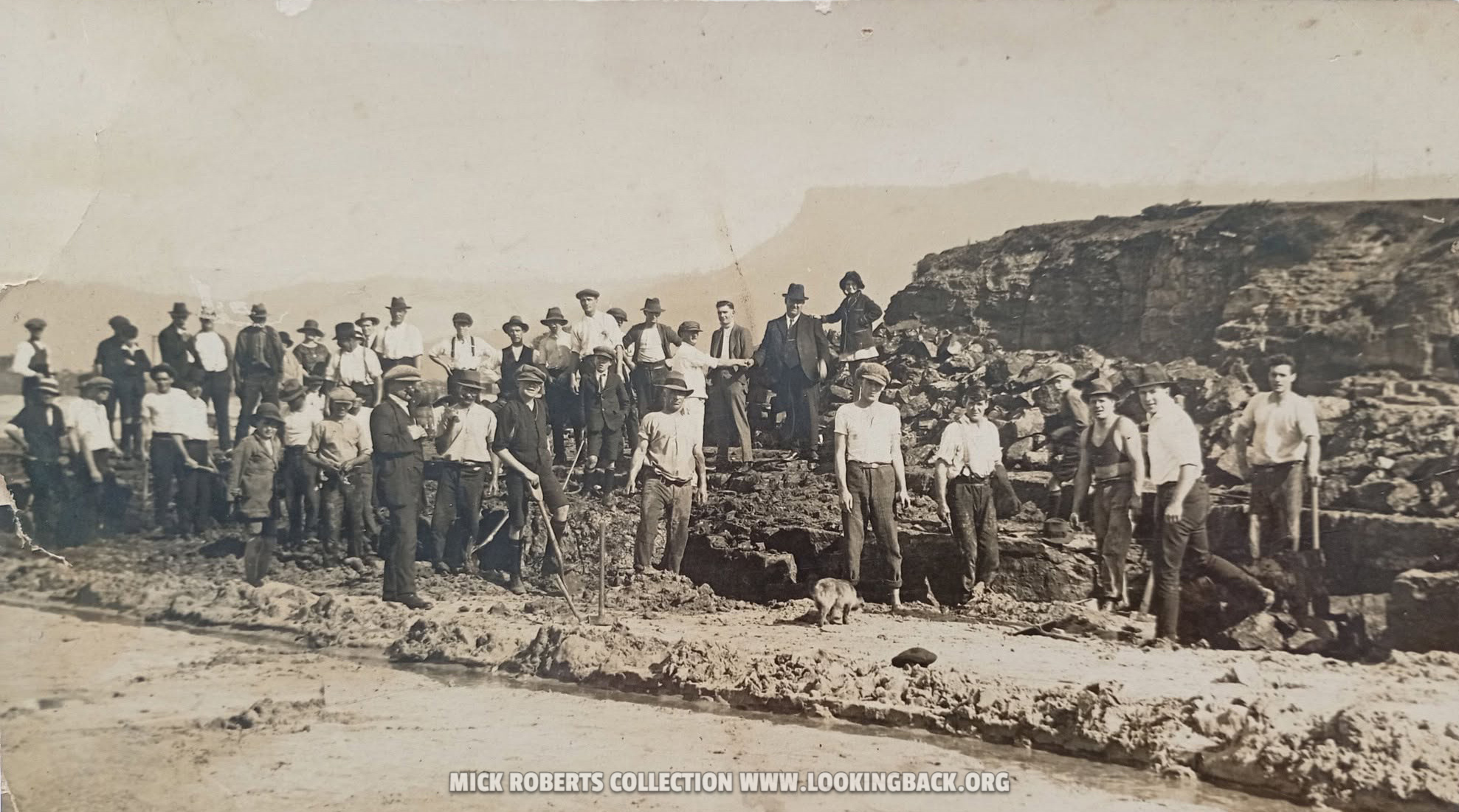 Historic Woonona Rock Pool Construction in 1924