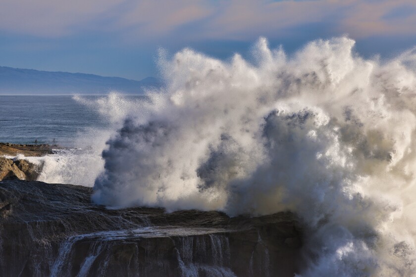 king-tides-are-back-in-santa-cruz-county-this-week-lookout-santa-cruz