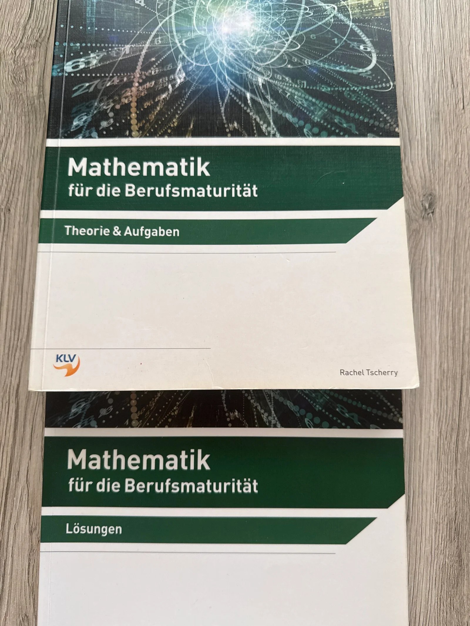 Mathematik für die Berufsmaturität – Theorie & Aufgaben + Lösungsbuch