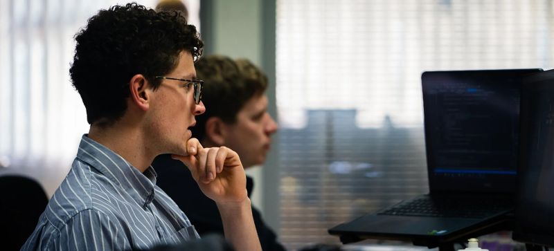 Opportunities Loop Technology - Creative Mountain Image - Ultra HD