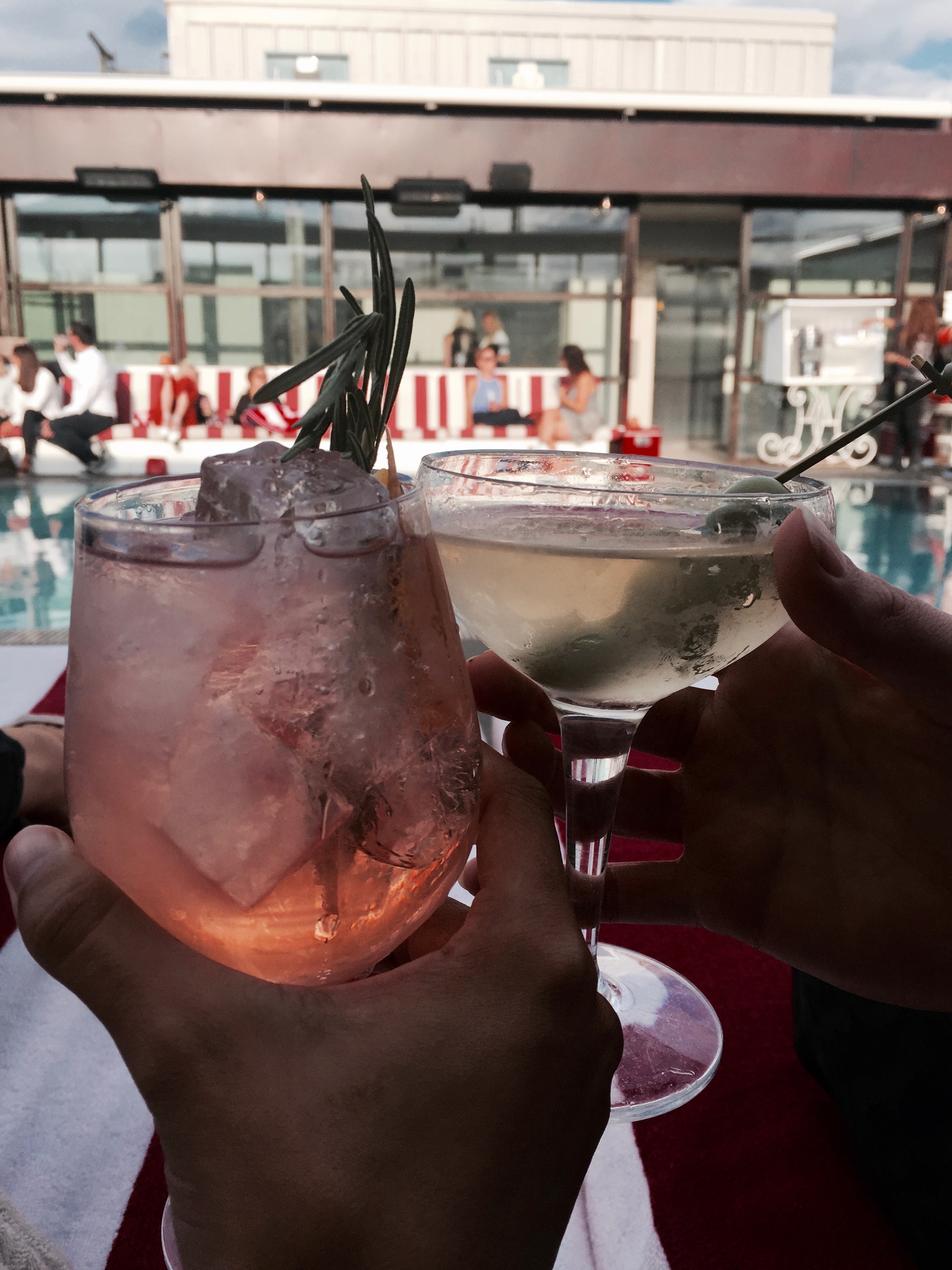Fancy cocktails at Shoreditch House with Fran.