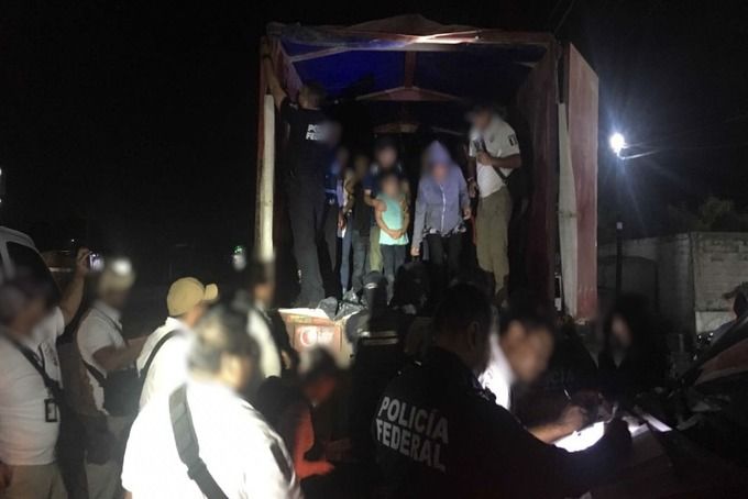 Rescatan a 150 migrantes en Tabasco