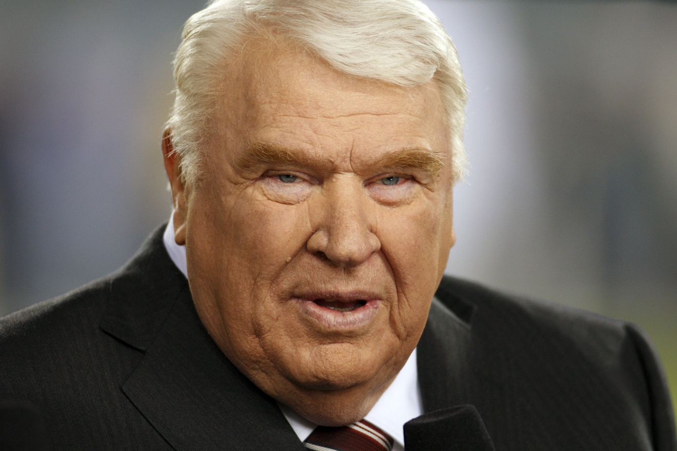 Murió a los 85 años John Madden, leyenda de la NFL