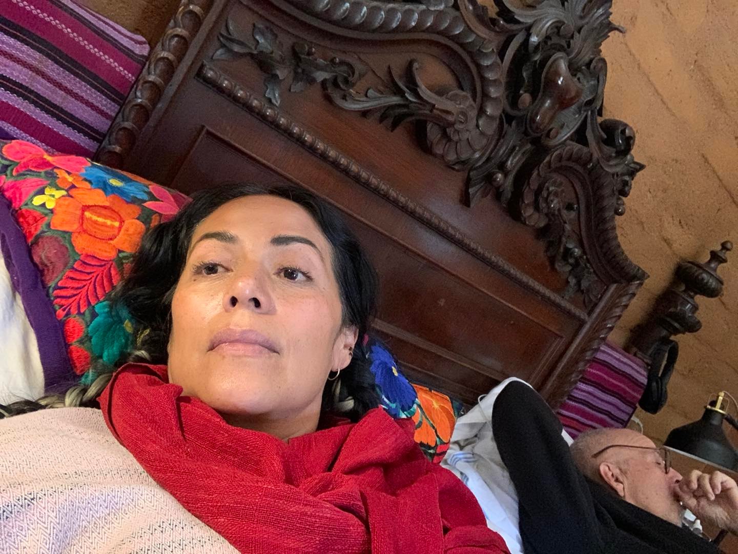 Lila Downs se contagia de COVID-19; tiene síntomas leves