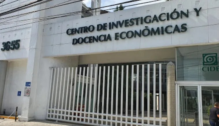 CIDE prohíbe a funcionarios difundir mensajes “que dañen dignidad e integridad” del Centro