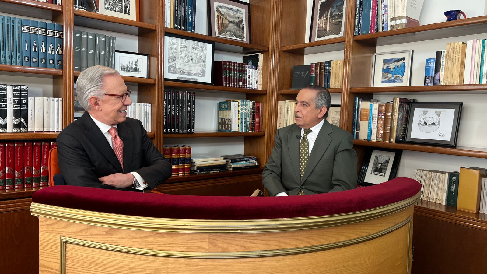 Joaquín, Marín de do Pingüé (Temporada 3, capítulo 24)