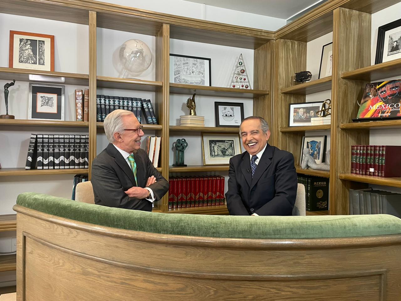 Joaquín, Marín de do Pingüé (Temporada 3, capítulo 43)