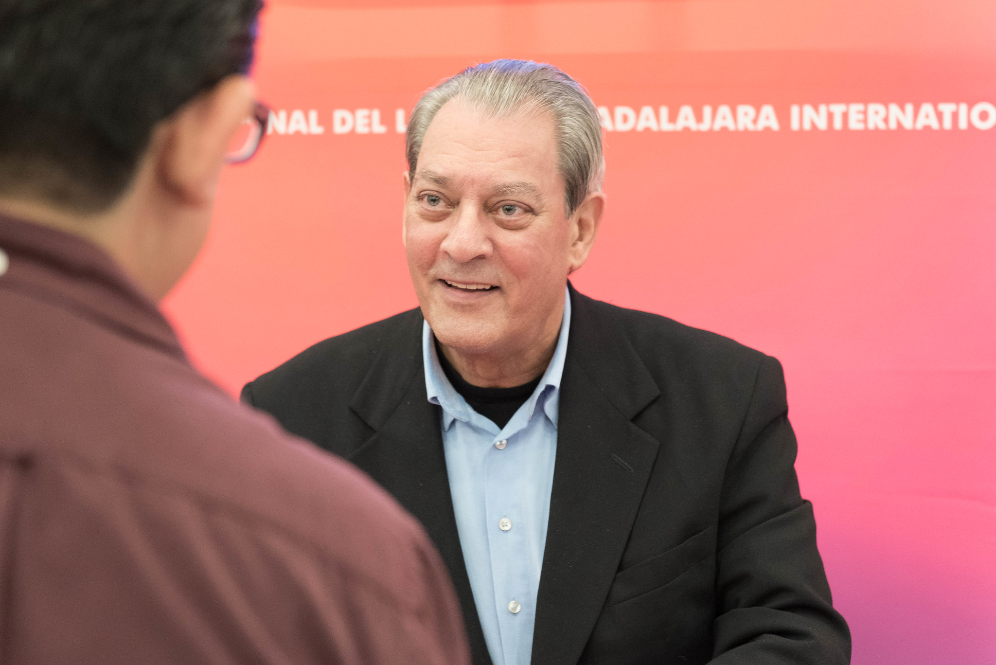 Siri Hustvedt narra la muerte de su esposo Paul Auster: Murió en casa, en la biblioteca. Foto de X FIL Guadalajara