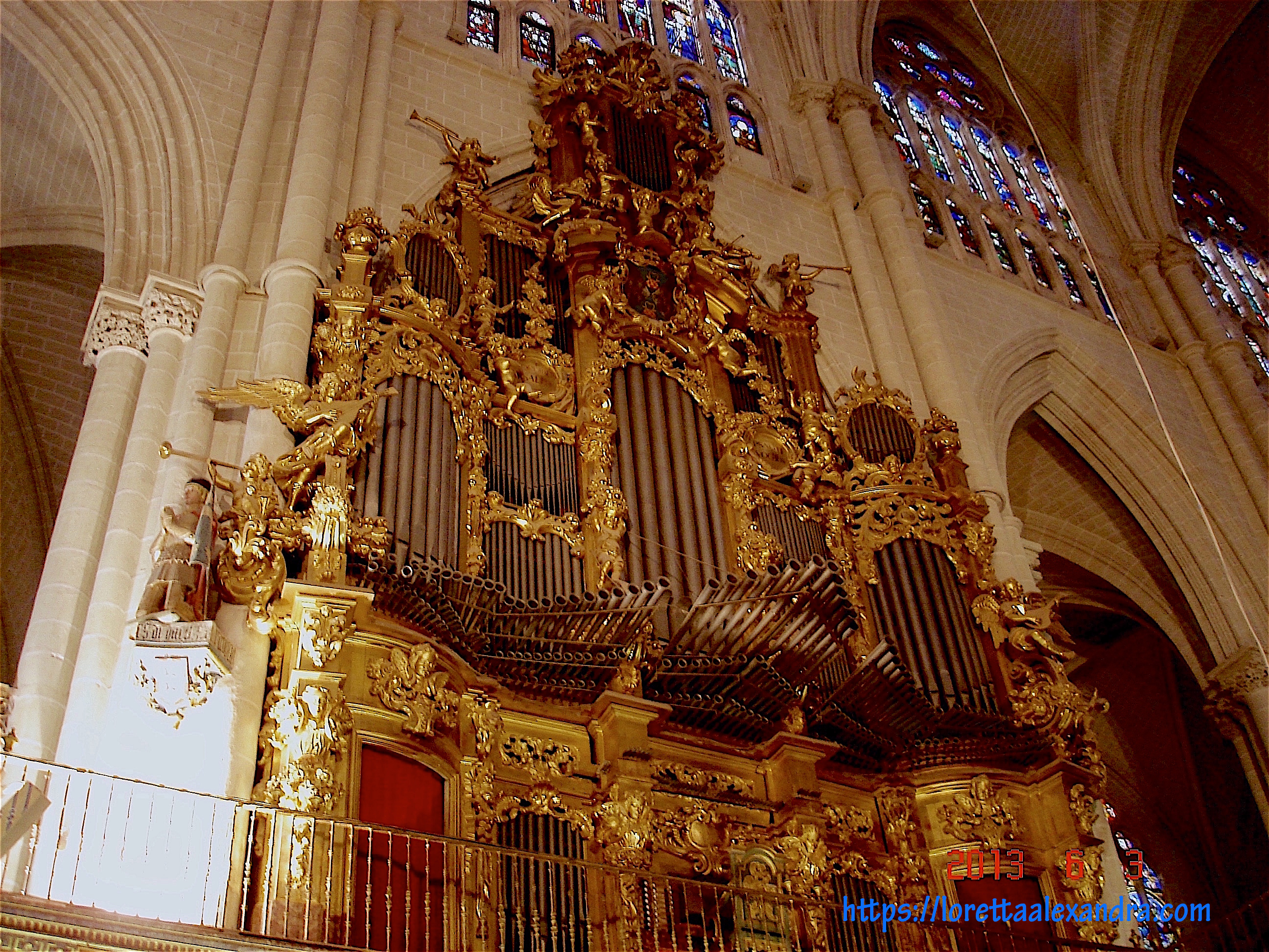 Grand pipe organ - Toledo Cathedral