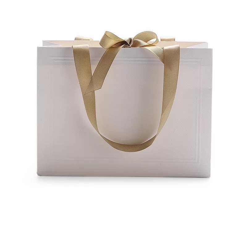 Boucheron paper bag -