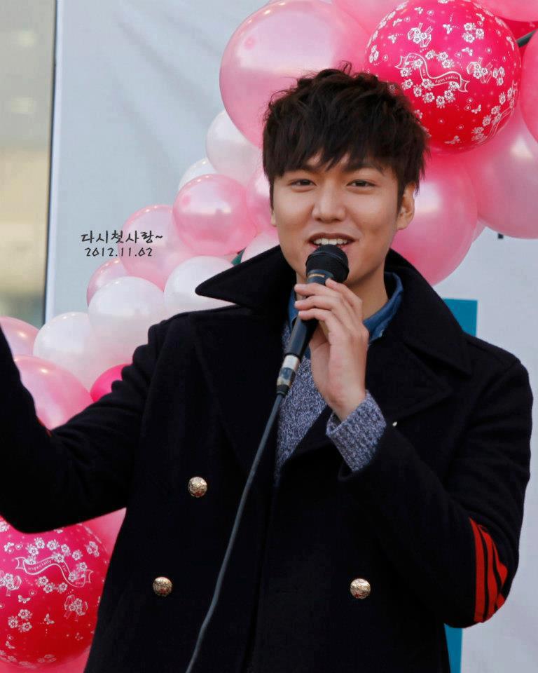 イ・ミンホ Trugenファンサイン② ☆ Lee Minho Trugen Fansign