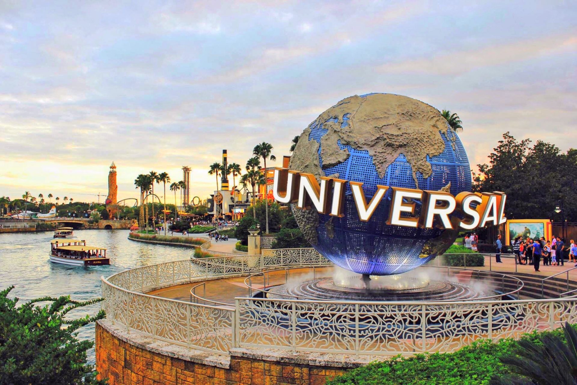 Why You Should Stay on Property at the Universal Orlando Resort