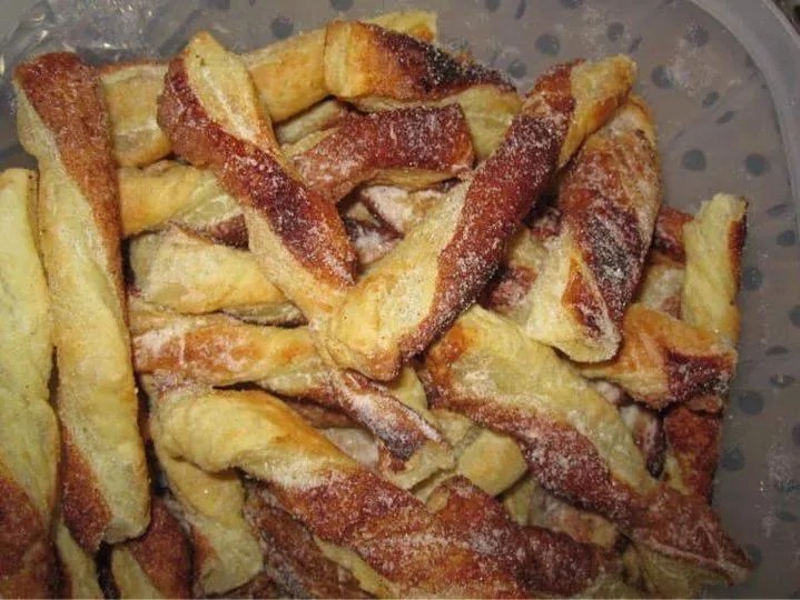 Cinnamon sugar twists