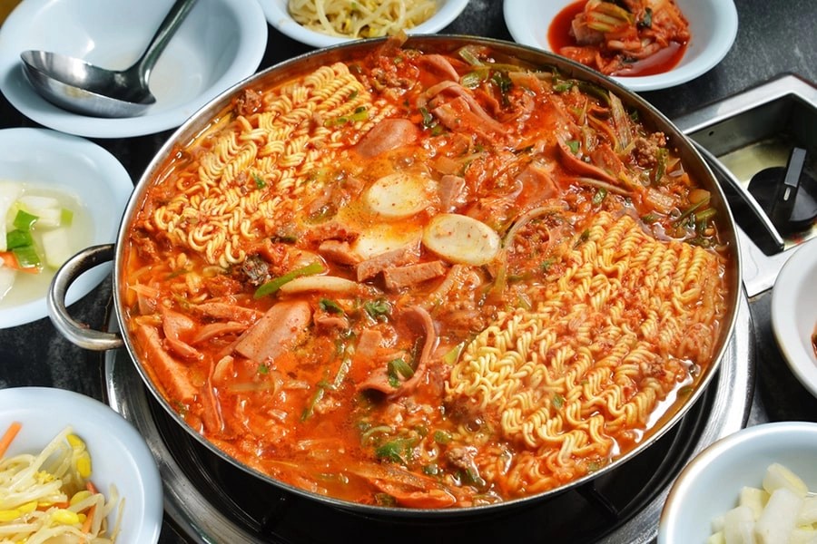 Nikmati Keaslian Rasa di Jjang Korean Noodle & Grill