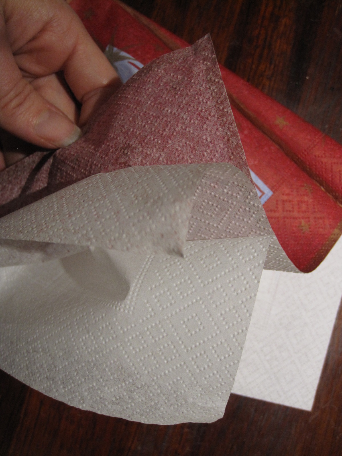 De fleste servietter kan skilles i tre lag