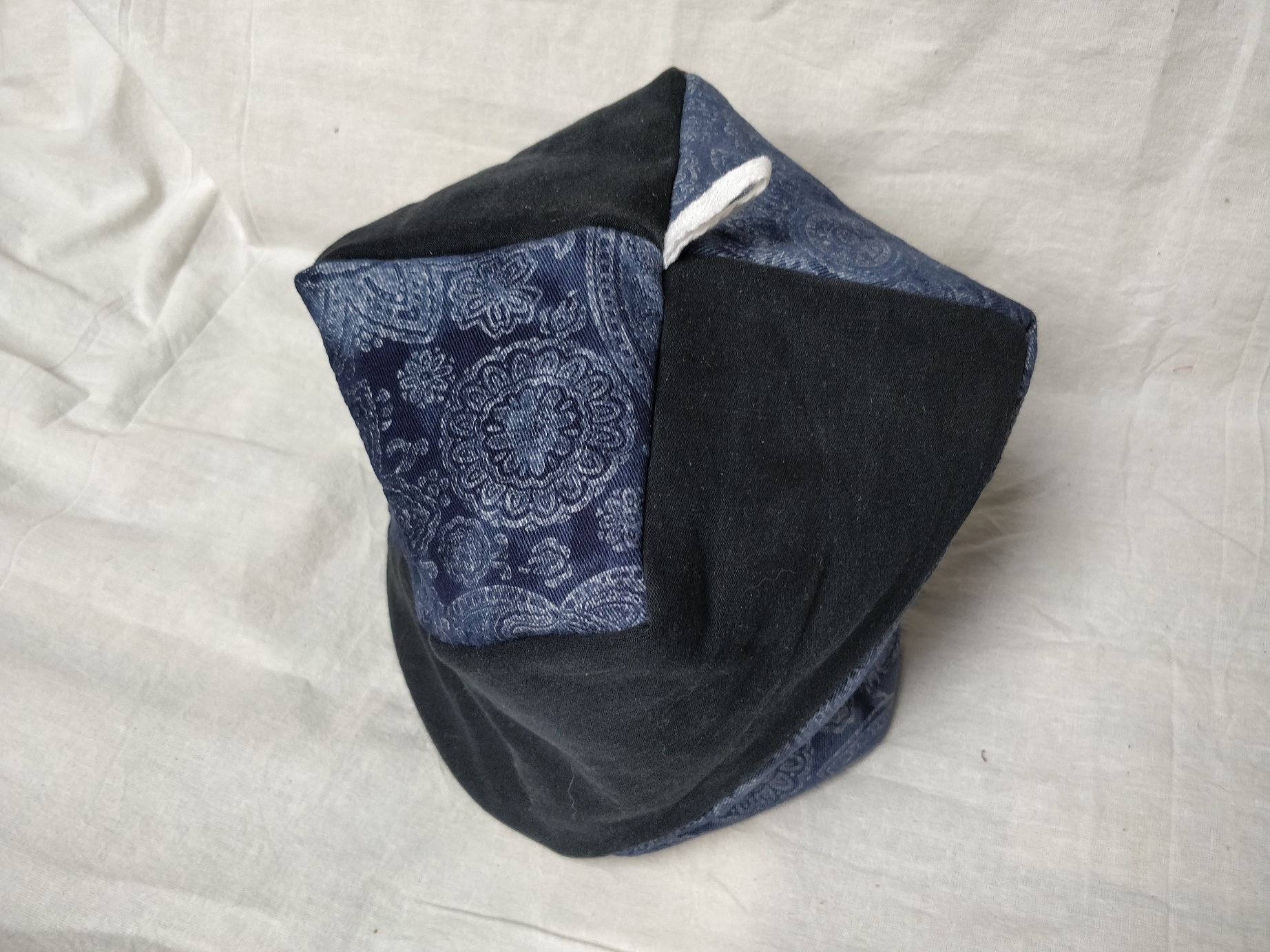 guide og mønster til gode tykke tehætter / kaffehætter.