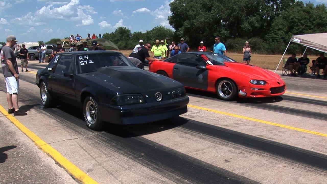 Beater Bomb Foxbody Mustang vs. FBody 4th gen Camaro SS