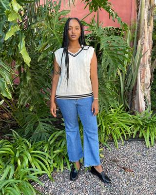 Math Tutor In Jeans - Nature Wallpaper Collection - Ultra HD Quality